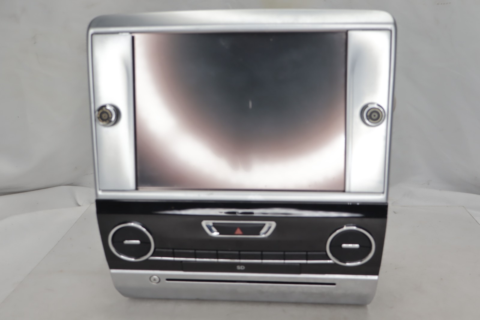 Maserati Ghibli 2014-2017 Front Head unit P/N 670007290