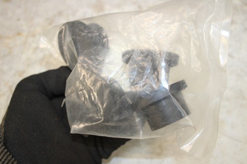 1975 Yamaha XS650 NEW AFTERMARKET HEADLIGHT BRACKET RUBBER BUSHING O15-2272.ZG - Picture 2 of 3