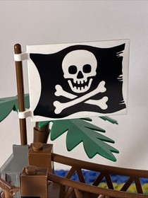 LEGO Pirates: 6270 Forbidden Island, 100% Complete With Instructions / No Box