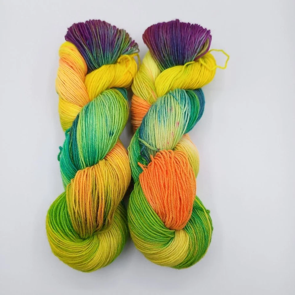 (9,90€/100 g) handgefärbte Sockenwolle 4 fach Färbung Polar Light 32 Neon Farben - Bild 2 von 4