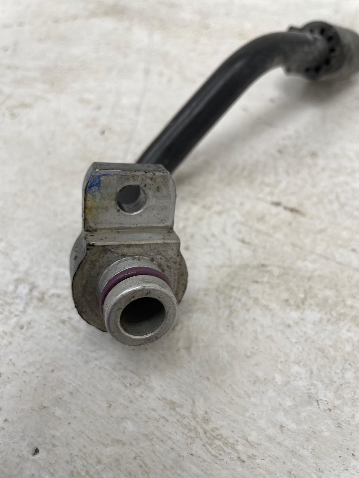 2016-2020 BENTLEY BENTAYGA HOSE AIR CONDITIONING REFRIGERANT LINE PIPE 36A816721