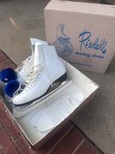 Riedell John Wilson Sheffield Steel Blades White Ice Skates Pom Pom Bells 9.5