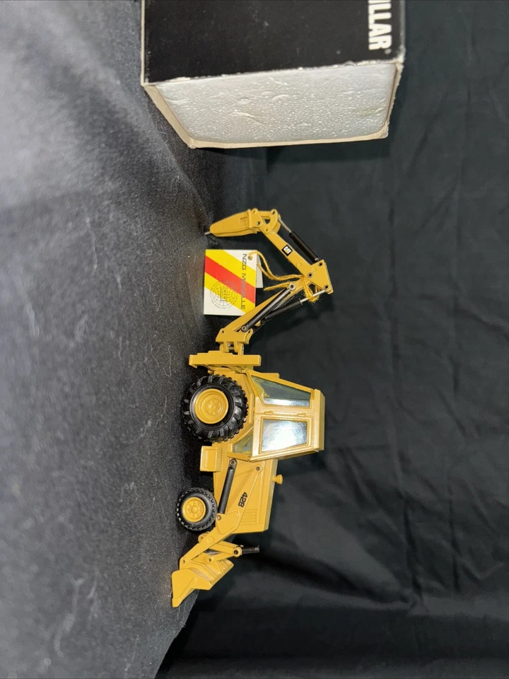 Retroexcavadora con martillo escala 1/50 428 NZG1043 excelente forma Foto 4 de 4