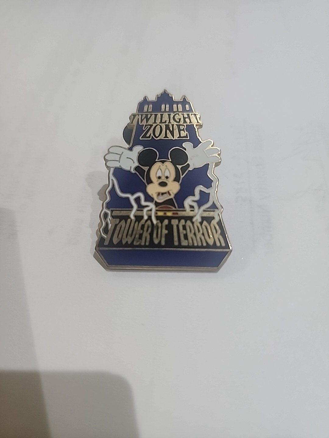 DISNEY 2005  TOWER OF TERROR MICKEY MOUSE Twilight Zone OFFICIAL TRADING PIN