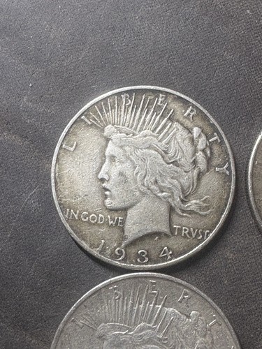 Silver Peace Dollars, Set Of 5, 3-1923, 1-1922, 1-1923 - Picture 4 of 14