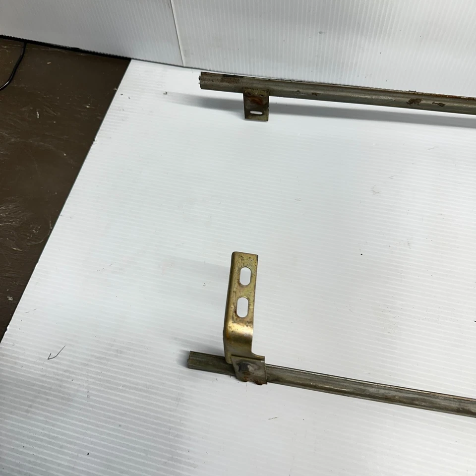 1961-1967 Ford Econoline Van Truck Wing Vent Windows 61 62 63 64 65 66 67 - Image 2 of 4