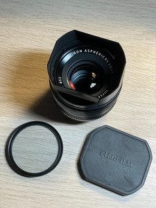 Fujifilm xf 35mm f1.4 R prime lens w/ Tiffen 1/4 Black Pro Mist Filter VERY GOOD