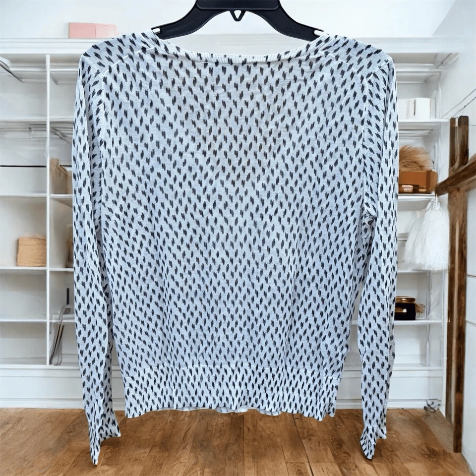 Cárdigan con botones suéter patrón de puntos blanco y negro Ann Taylor Loft M clásico Foto 2 de 4