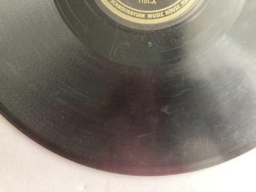 Forlovnings Polka / Bland Klover Och Timotej Eddie Jarl's Quartet 78 RPM Record - Imagen 3 de 5