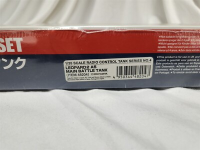 Tamiya Leopard 2 A5 1:35 Radio Control Main Battle Tank Set