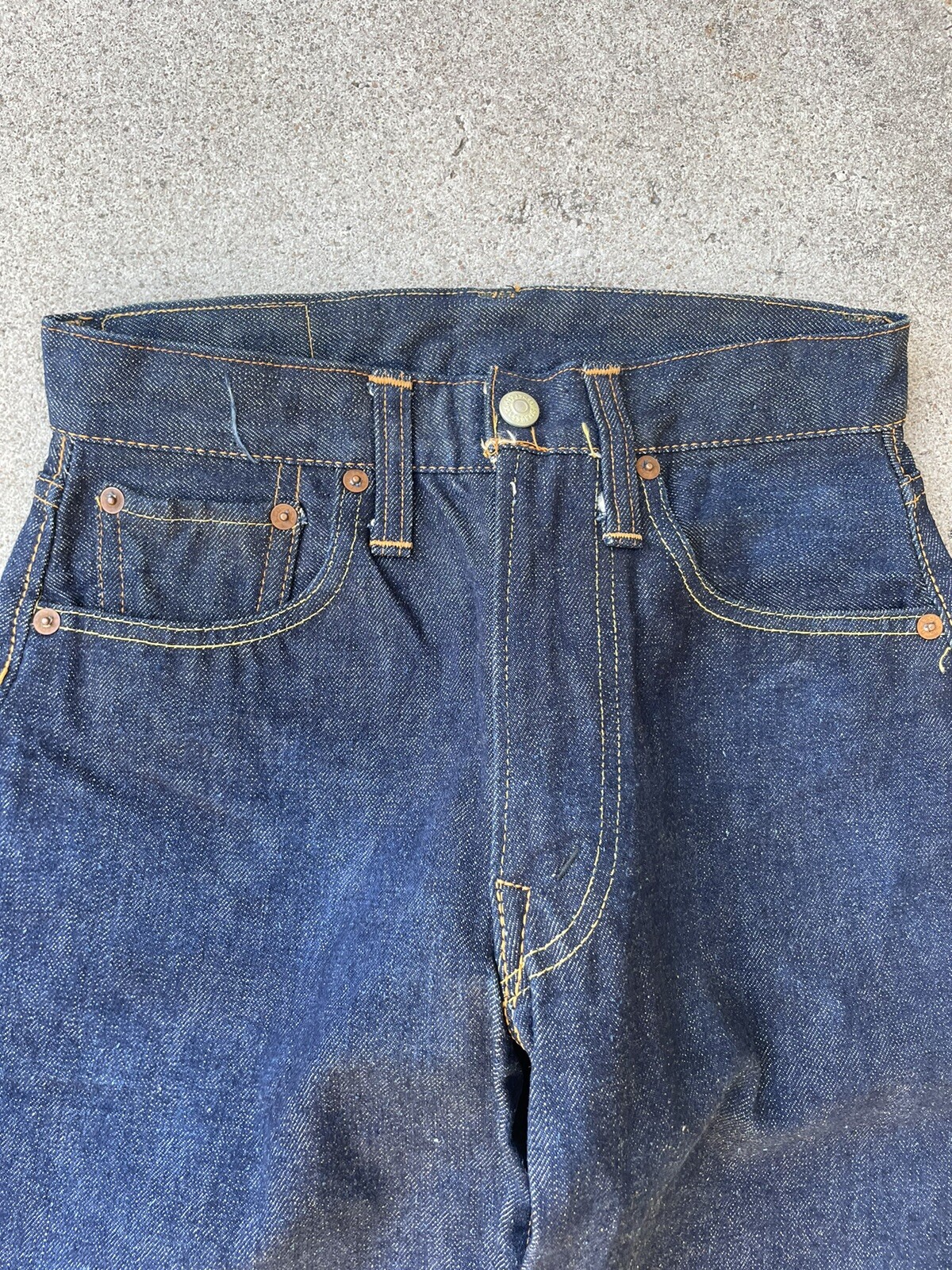 Vintage 50s Levi’s leather patch hidden rivet Big E redlines denim