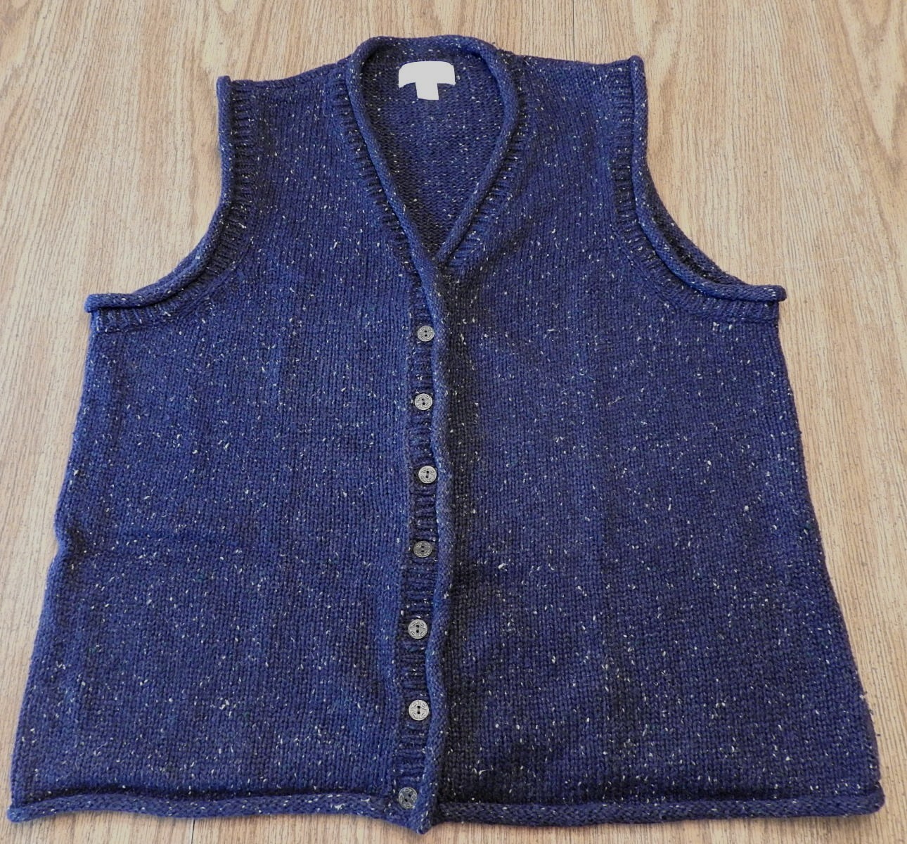 EUC CJ Banks 1X Women's Button-Front Sweater Vest; Navy Blue w Accents