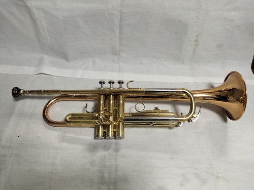 YAMAHA Trumpet YTR-3320 with hard case Red Bell Lacquer peeling Rust #2029 - Picture 5 of 21