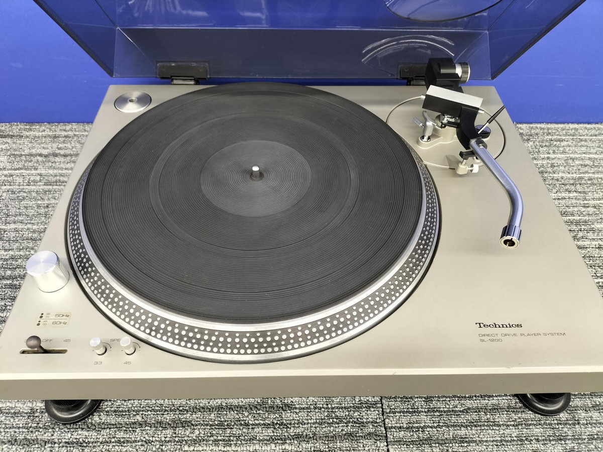 Technics SL-1200 First Model Direct Drive Player System Turntable 