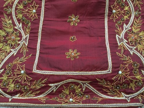 Burgundy red gold vintage pure silk embroidered bucket tote handbag - Picture 3 of 12