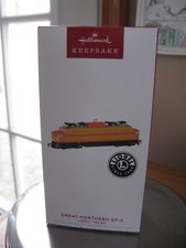 HALLMARK 2022 LIMITED EDITION GREAT NORTHERN EP-5 LIONEL TRAIN ORNAMENT