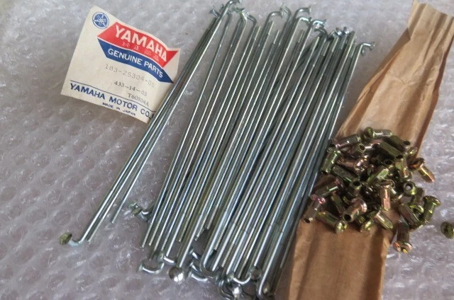 YAMAHA AS2 DT100 HT1 LT2 LT3 RD125 AS1 YAS1 YL2 REAR SPOKE 36 PC SET NOS JAPAN — 第 2/4 张图片