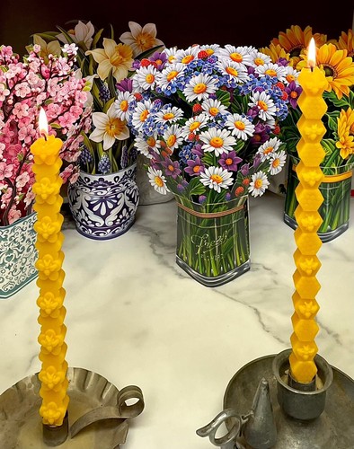 11.5” silicone Honeybee Taper Candle Bee On Flower TheHandmadeCharm - Picture 7 of 7