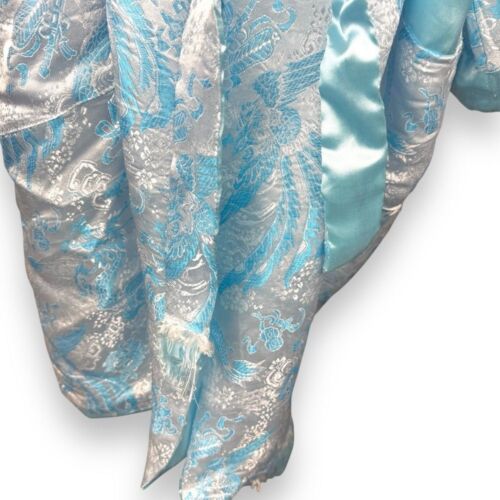 100% Silk Asian Kimono Robe Size Medium Light Blue and Silver Boudoir Lingerie - Picture 2 of 16
