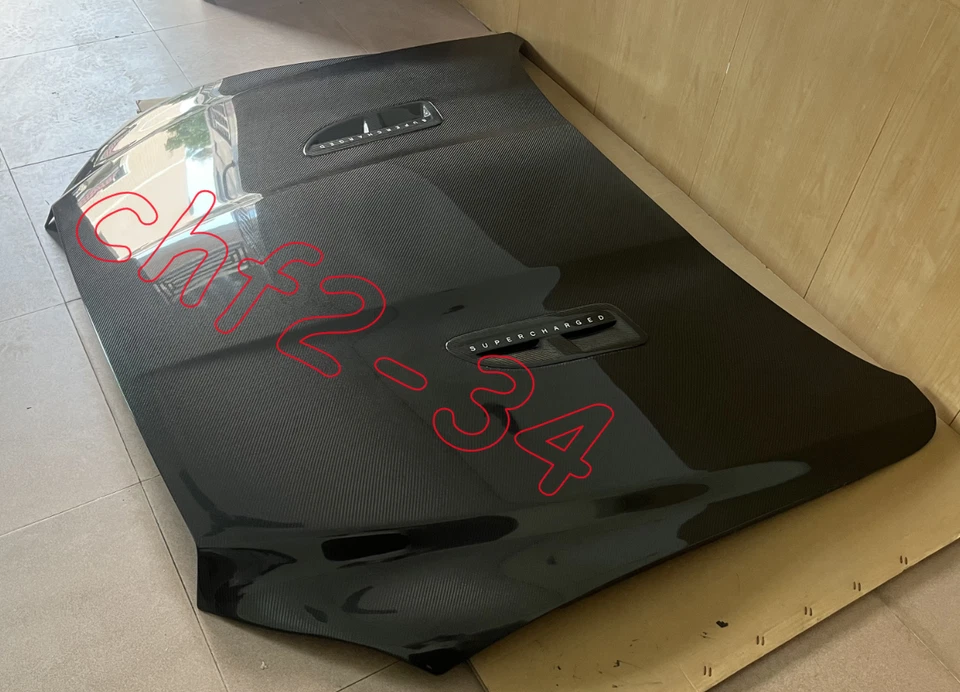 Cubierta de capó ventilada de fibra de carbono real apta para Jaguar XJ XJR 2010-2019 Foto 4 de 4