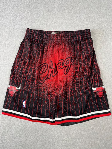 Chicago Bulls Re-Take Swingman Shorts Mens 2XL Red 1997 NBA Mitchell & Ness - Picture 2 of 8