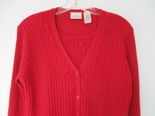 Villager Petite Women's Size Small Petite SP Solid Red Long Sleeve Sweater - Picture 5 of 12