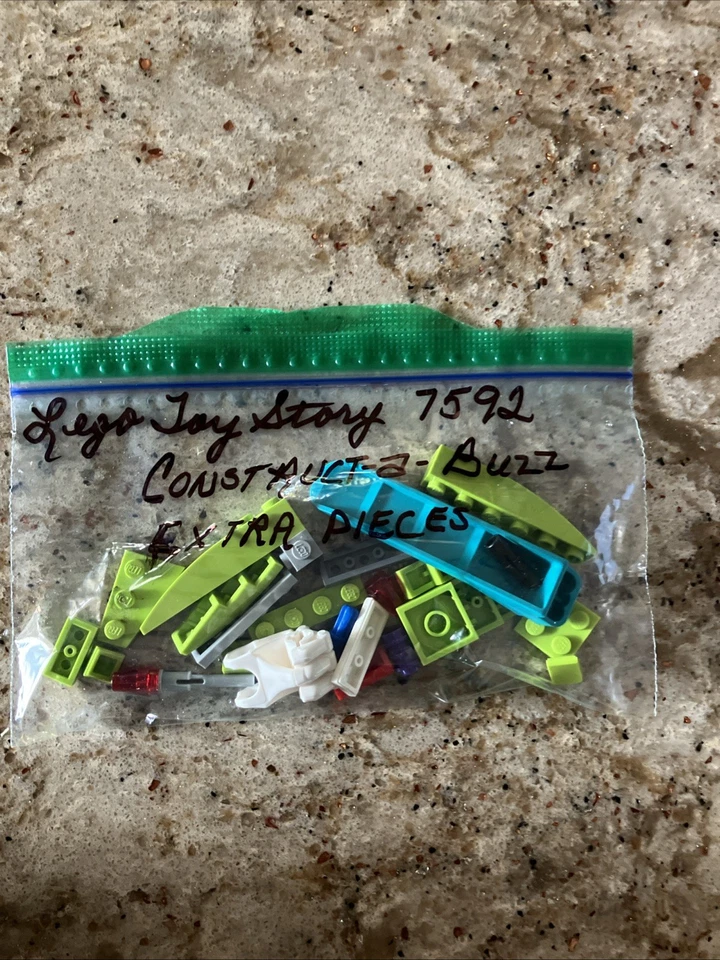 LEGO 7592 "CONSTRUCT-A-BUZZ " - Image 4 of 4