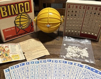 Vintage Hasbro 1970 Giant Revolving Bingo Cage Game w/ Box, 24 Cards & Balls