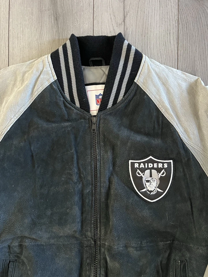 Chaqueta de gamuza de cuero grande plateada de la NBA Oakland Raiders de colección de los 90 plateada NBA Foto 4 de 4