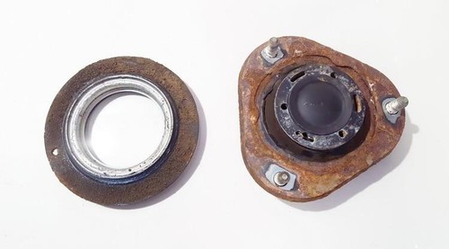 Domlager Federbeinlager Stützlager - Vorne Rechts  Toyota RAV-4 DE626095-00