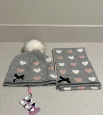 BNW GIRLS GIANNARCO VENTURI HAT AND SCARF SET