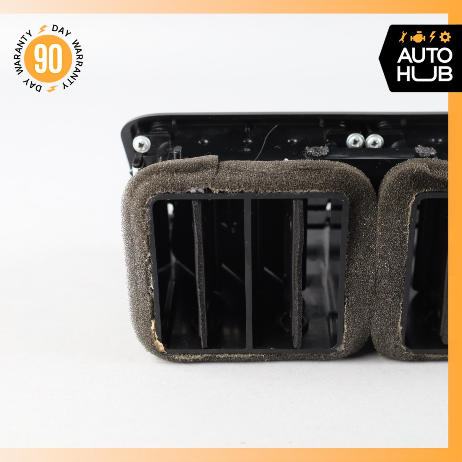 04-18 Maserati Quattroporte M139 Rear Center Console AC A/C Air Vent OEM