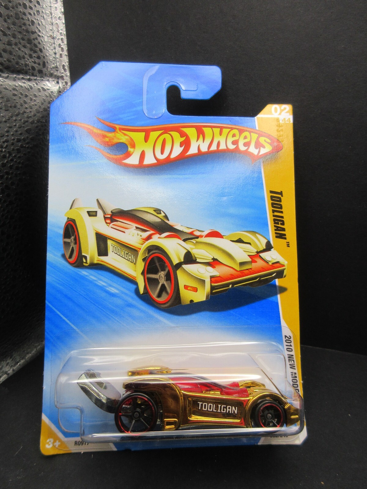 2010 New Models Hot Wheels TOOLIGAN 002/240 (M)