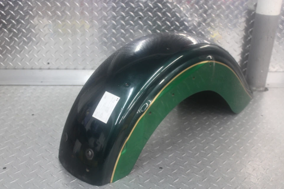 1999 KAWASAKI VULCAN 1500 VN1500G NOMAD REAR WHEEL FENDER 35022-5039-E9 - Image 2 of 4