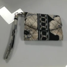 VERA BRADLEY Super Smart Phone Wristlet CAMELLIA Wallet ID Tech