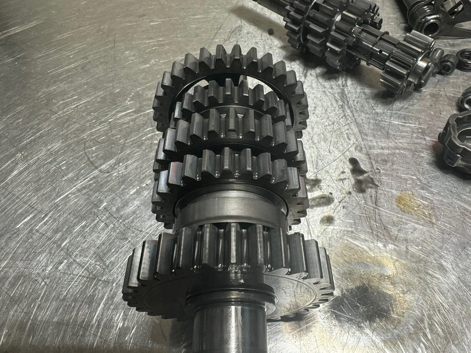 KTM 125 SX 2003-2005 transmisión OEM (engranajes transmisión horquillas de cambio culata de batería) Foto 2 de 4