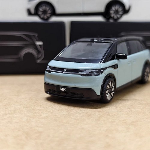 1/64 Scale Geely ZEEKR MIX MPV Blue Diecast Car Model Toy Collection Gift - Picture 3 of 7