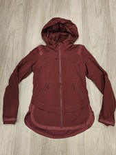Lululemon Women's Full Zip Athletic Jacket with Hood, Maroon, Size 4, EUC 