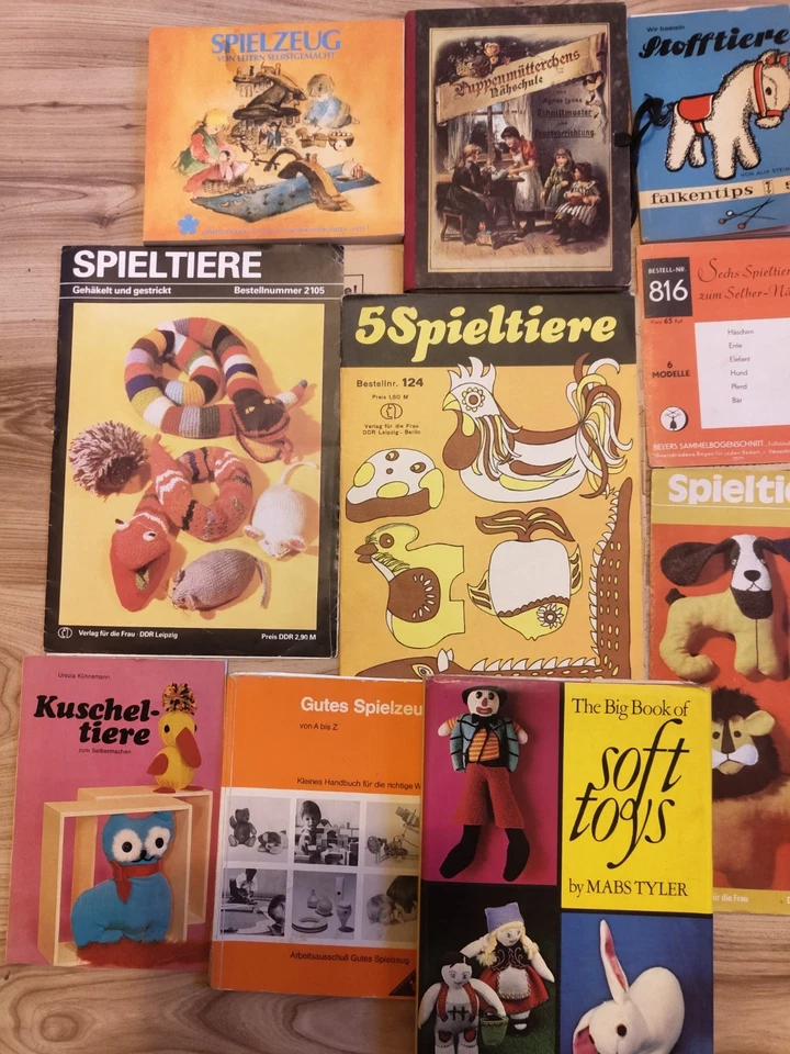 Puppen und Stofftiere selber machen Bücher Anleitungen Schnittvorlagen Konvolut - Bild 2 von 4