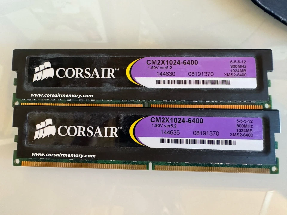 Corsair XMS2 DDR2 Xtreme Performance CM2X1024-6400 1.90V Ver 5.2 800MHz 1024MB - Image 2 of 2