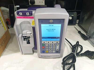 Intensivstation / Hospira Medical Plum 360 Infusionssystem (Neu, aber Kartons geöffnet)