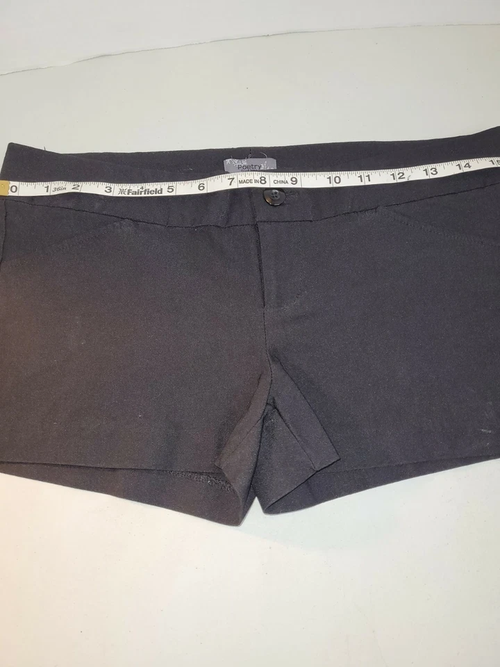 Women's Poetry Black Chino  Size L Shorts Foto 2 de 4