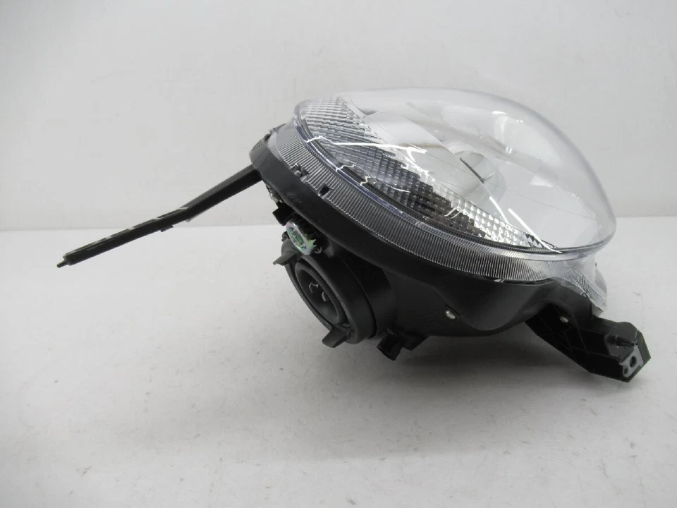 Faro derecho halógeno genuino Nissan March K13 Micra Koito 100-17944 JDM OEM Foto 2 de 4
