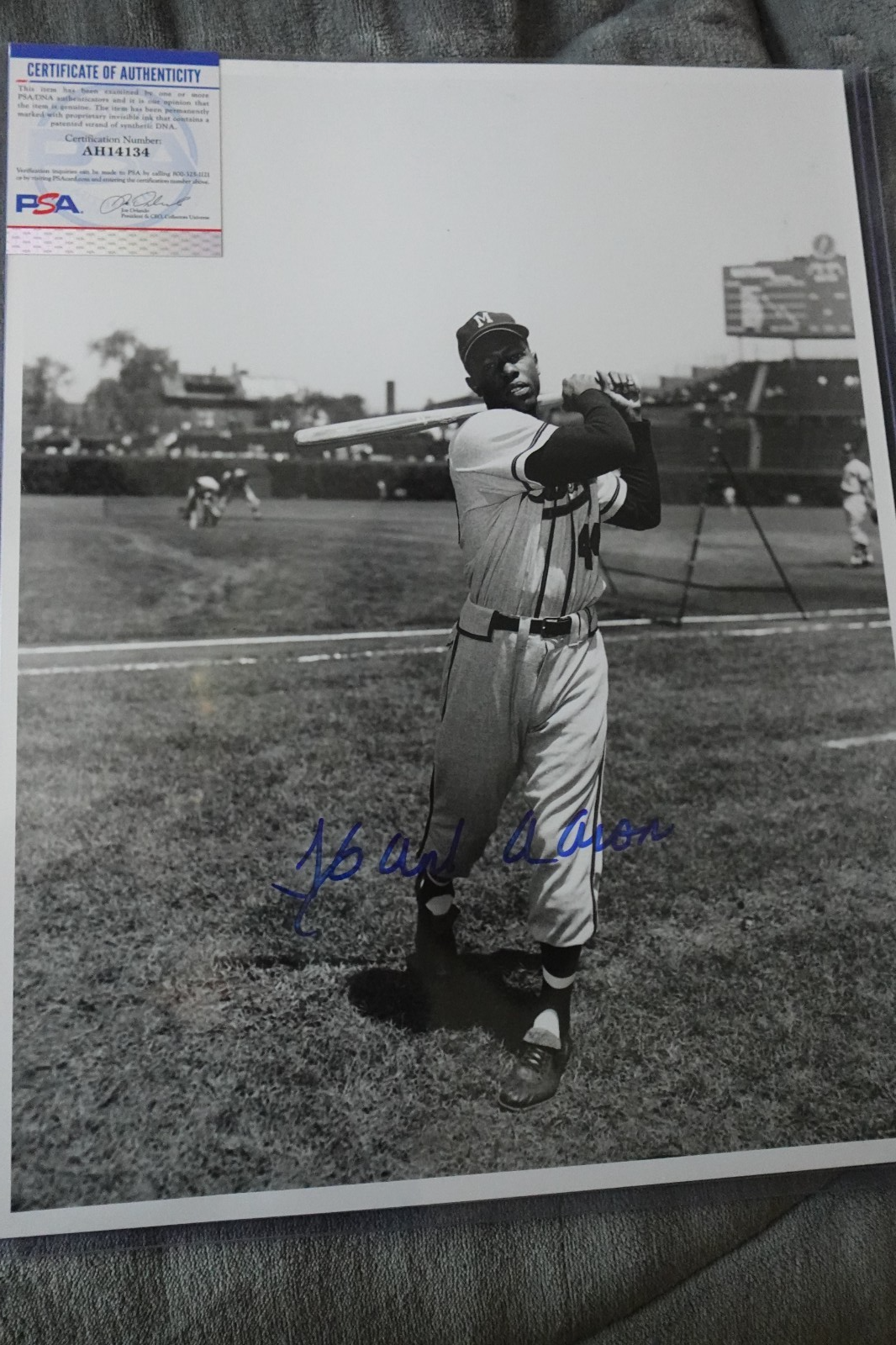 Hank Aaron Autographed Signed George Brace 11x14 Photo Milwaukee Braves Baseball PSA 
