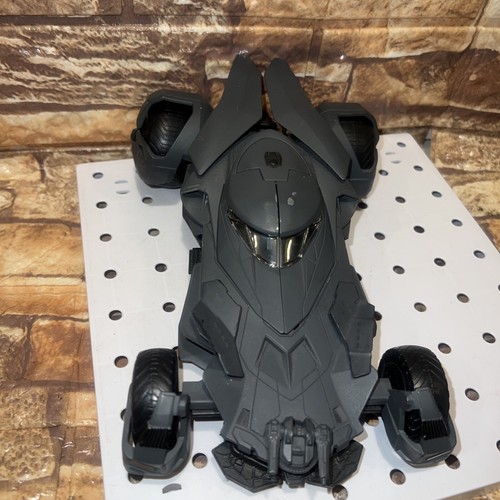 Jada Batman vs Superman Dawn Of Justice Die-cast Build & Collect Batmobile 1:24 - Picture 4 of 12