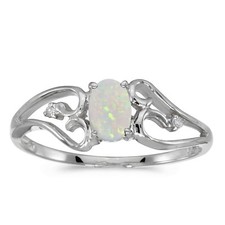 Ring 10 Karat Weißgold ovaler Opal und Diamant