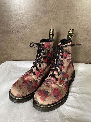 Dr. Martens Castel 7 Floral Boots Taupe Blue Red Tall Lace Up Cottage  Combat Tan | eBay