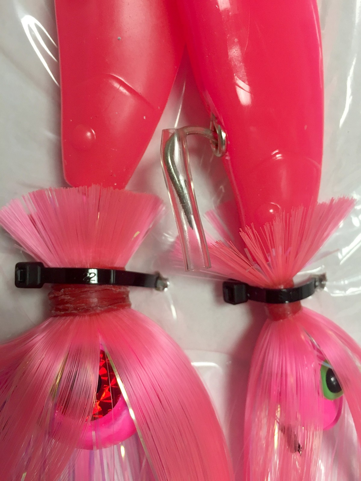 Blue Water Candy Rock Fish Candy 16oz & 3oz Mojo Lures Loaded w/ 9