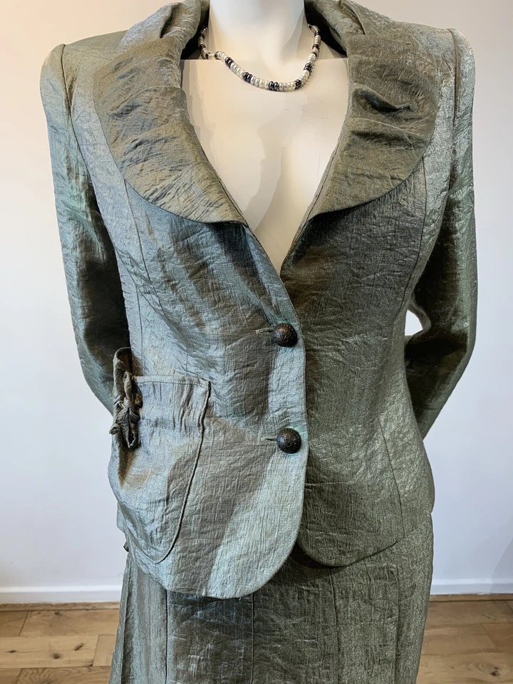 TRAJE FALDA VICTORIA 2 PIEZAS TALLA 44 UK 10 US 6 APROXIMADAMENTE VERDE Foto 2 de 4