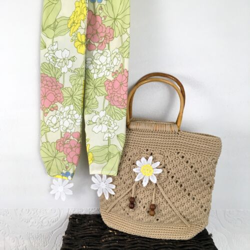 Vintage upcycled crochet daisey flower power handbag scarf handbag set